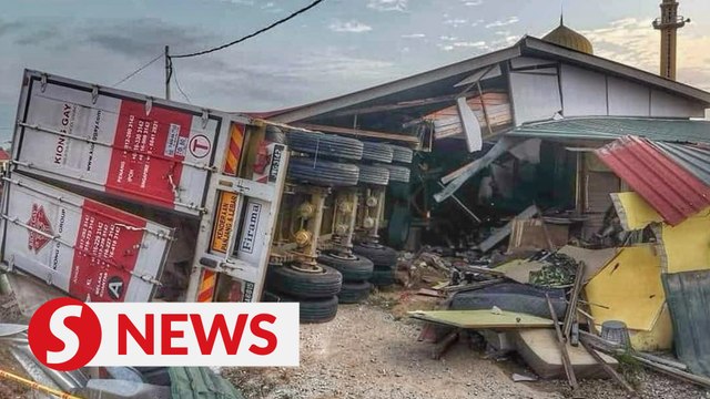 Woman killed after lorry crashes into her house in Pekan