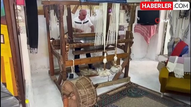 Tripolis'i Buldan bezine dokuyan usta, yarışmada birinci oldu