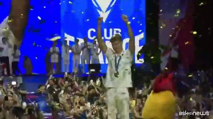 Quattro ori e un bronzo, il fenomeno Marchand accolto da eroe