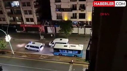 Diyarbakır'da kavga sonrası sinir krizi geçiren kişi otomobillere saldırdı