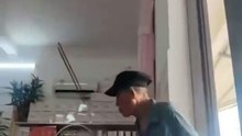 找錯地方的阿公!?