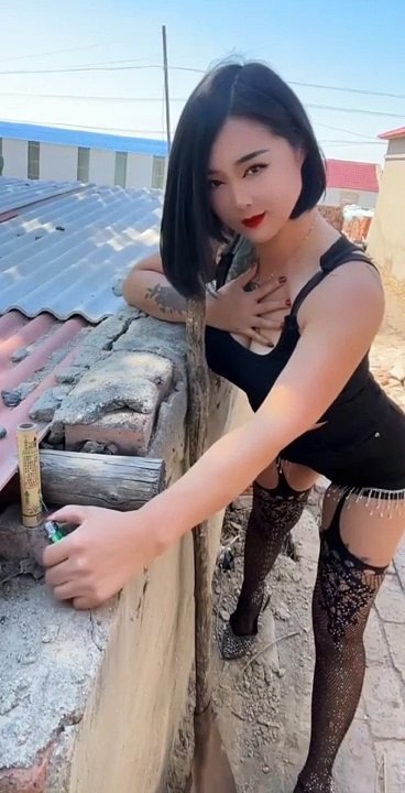 Patakha girl