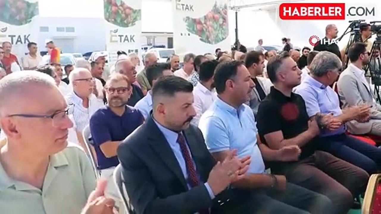 Elazığ'da kayısı işleme, paketleme ve analiz tesisi açıldı