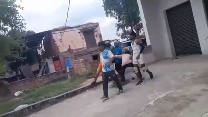 कावड़िये की पीट पीटकर हत्या