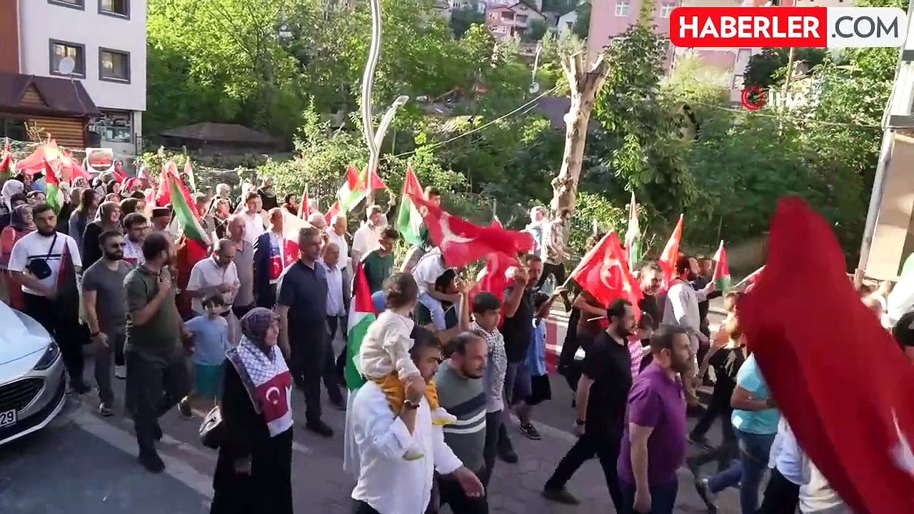 Gümüşhane'de İsmail Haniye için yürüyüş düzenlendi