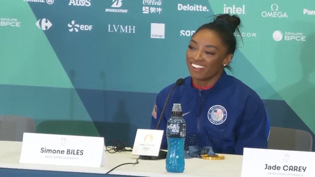Simone Biles revela si volverá a competir en unos olímpicos: Me estoy haciendo muy vieja