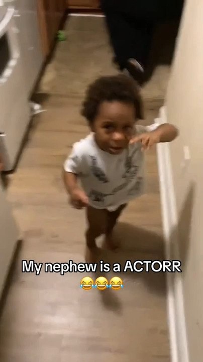 Kid Runs to Mother for Attention After Hitting his Head Intentionally on Wall