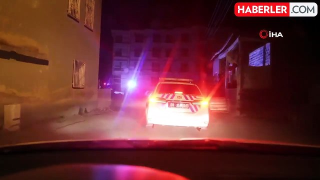 Polisten kaçan ehliyetsiz ve alkollü sürücüden gazeteciye: 'Alkollü araç kullanmaktan haber mi olur?'