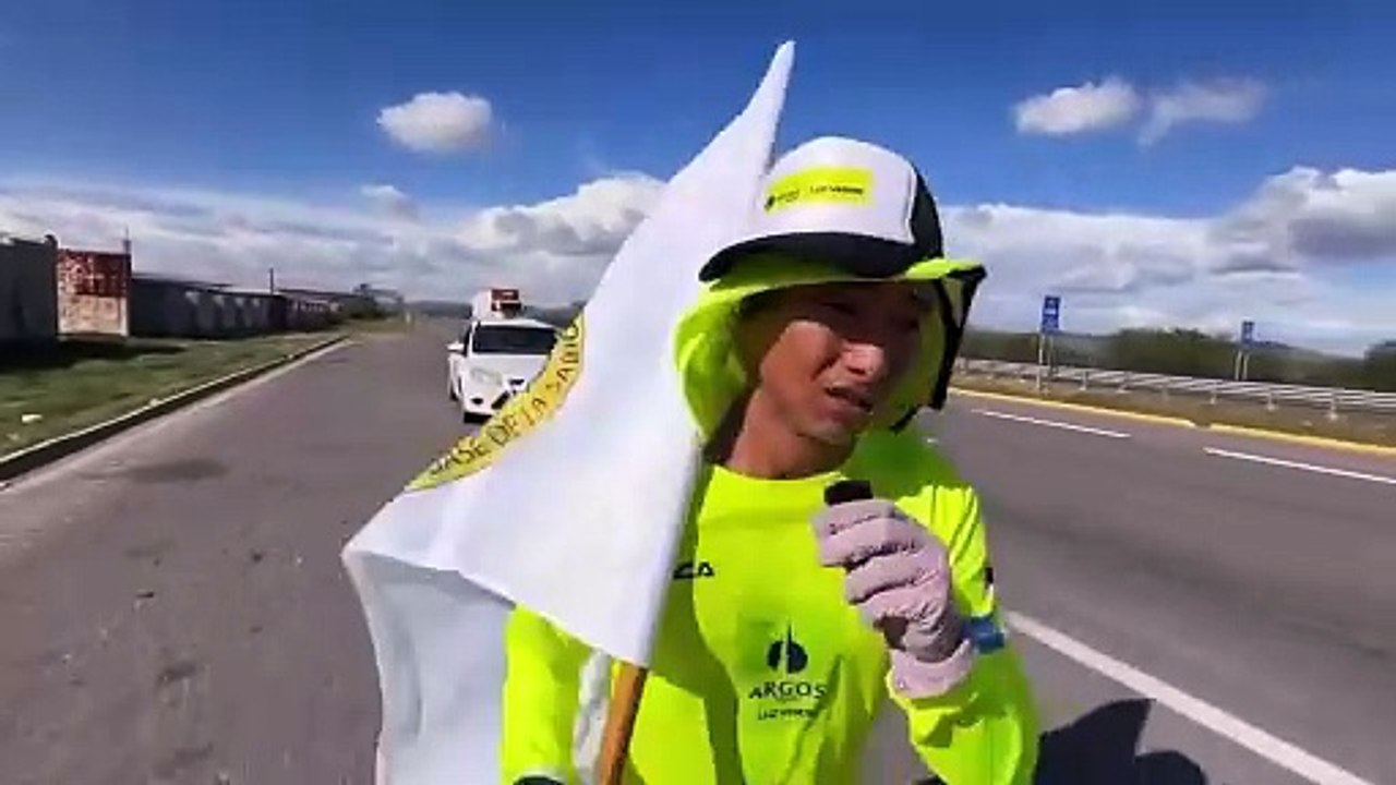 Shin Fujiyama denuncia que gobierno esta interviniendo escuelas que ya había anunciado
