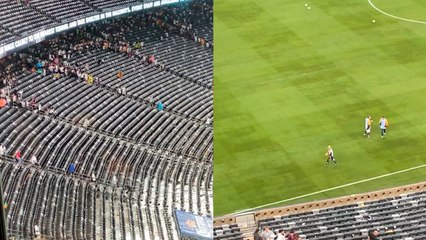 'El Clásico' Barcelona vs. Real Madrid se reanuda y las personas vuelven a sus asientos luego de mas de 45 minutos de espera