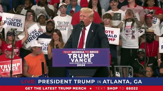 JO - Donald Trump affirme qu'en France on autorise qu'un homme puisse frapper une femme en faisant allusion à la polémique de la boxeuse algérienne Imane Khelif