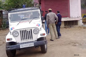 Jodhpur News: शराब पार्टी के बाद युवक को कार के नीचे 20 फीट घसीटा, वायरल हुआ VIDEO