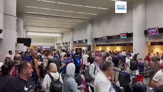 Люди покидают Бейрут на фоне опасений масштабных боевых действий