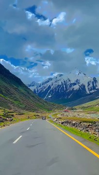 Beautiful Jalkhad Naran Kahgan #beautiful #jalkhad #naran #kaghan #narankaghan #viralvideo #nature