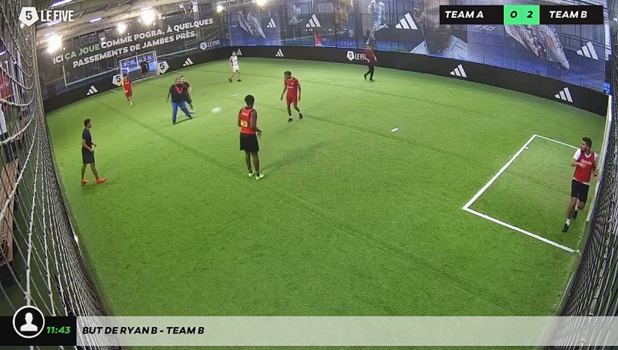 But de Ryan B - Team B