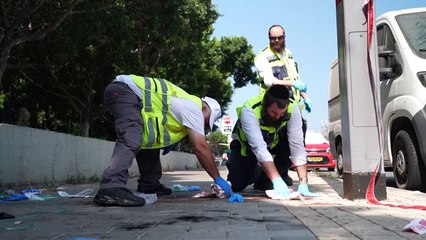 قتيلان وجريحان في هجوم بالسكين قرب تل أبيب