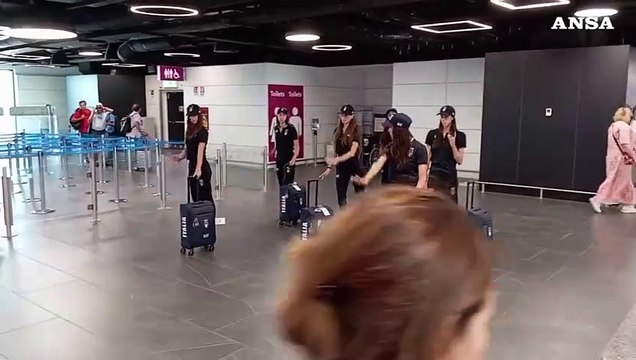 Parigi 2024, uno show delle Farfalle a Fiumicino prima del volo