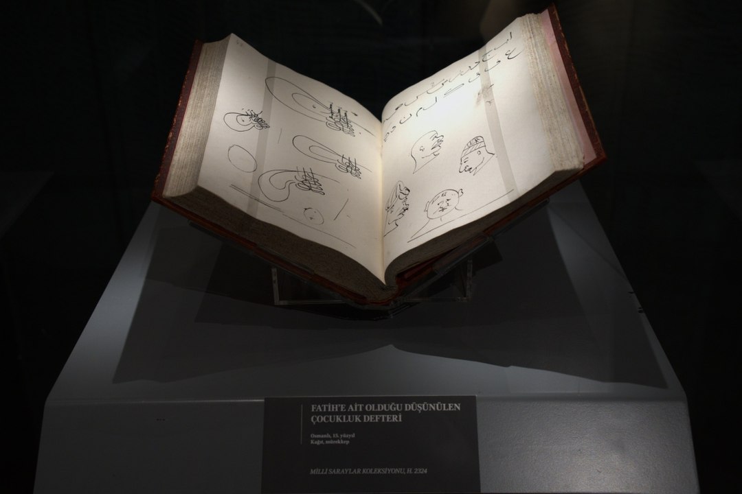 Fatih Sultan Mehmet'in şahsi eşyaları sergileniyor: Ziyaret süresi uzatıldı!