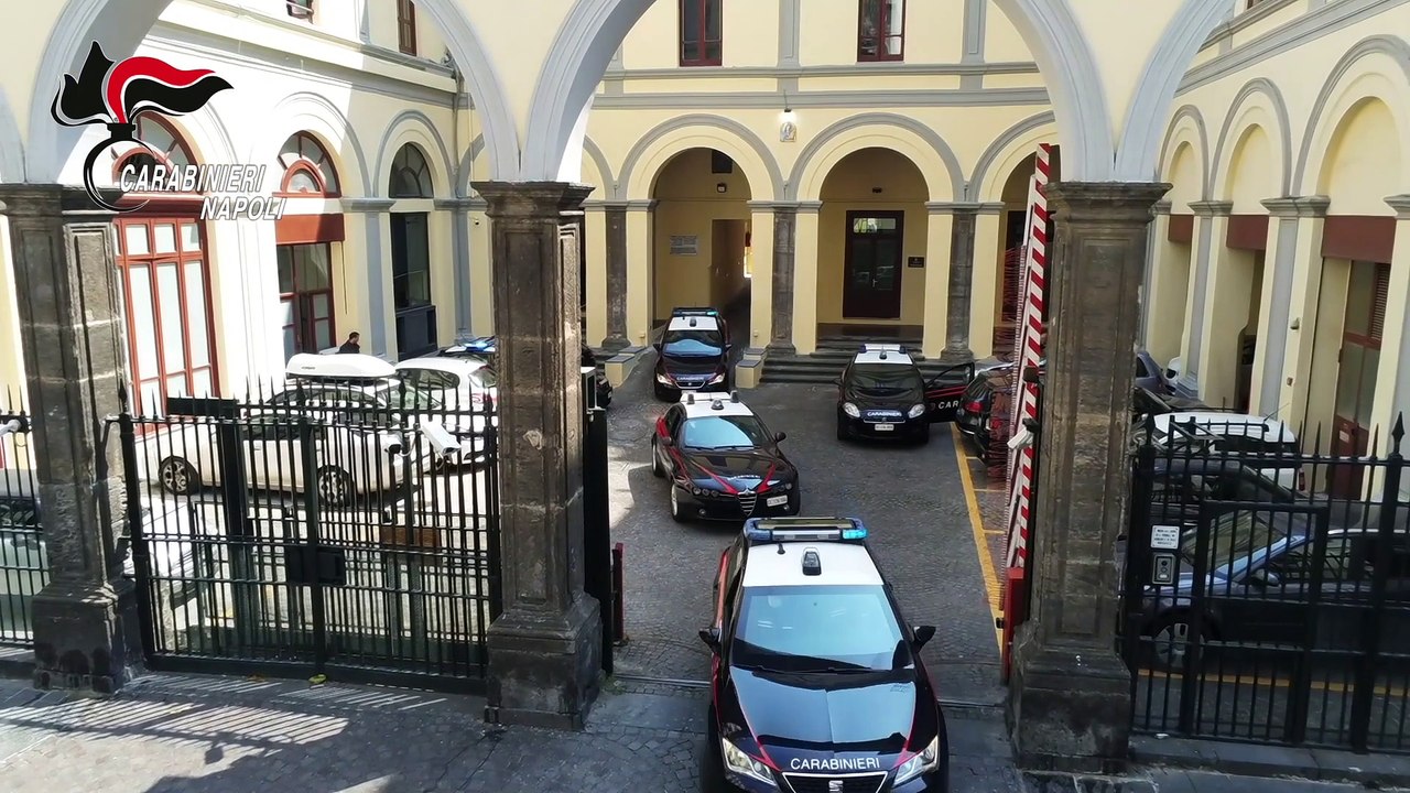 Napoli, "parcheggiatore abusivo Spa"