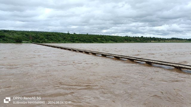 तीन दिन से जारी बारिश का दौर, उफान पर आए नदी-नाले