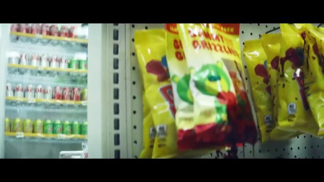 Girl Is Trapped In a Gas Station By a Sniper Movie Explained In Hindi_Urdu _ Mystery Thriller