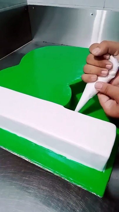 pakistani flag cake decorating l flag tutorial l Evening CAKE PALACE