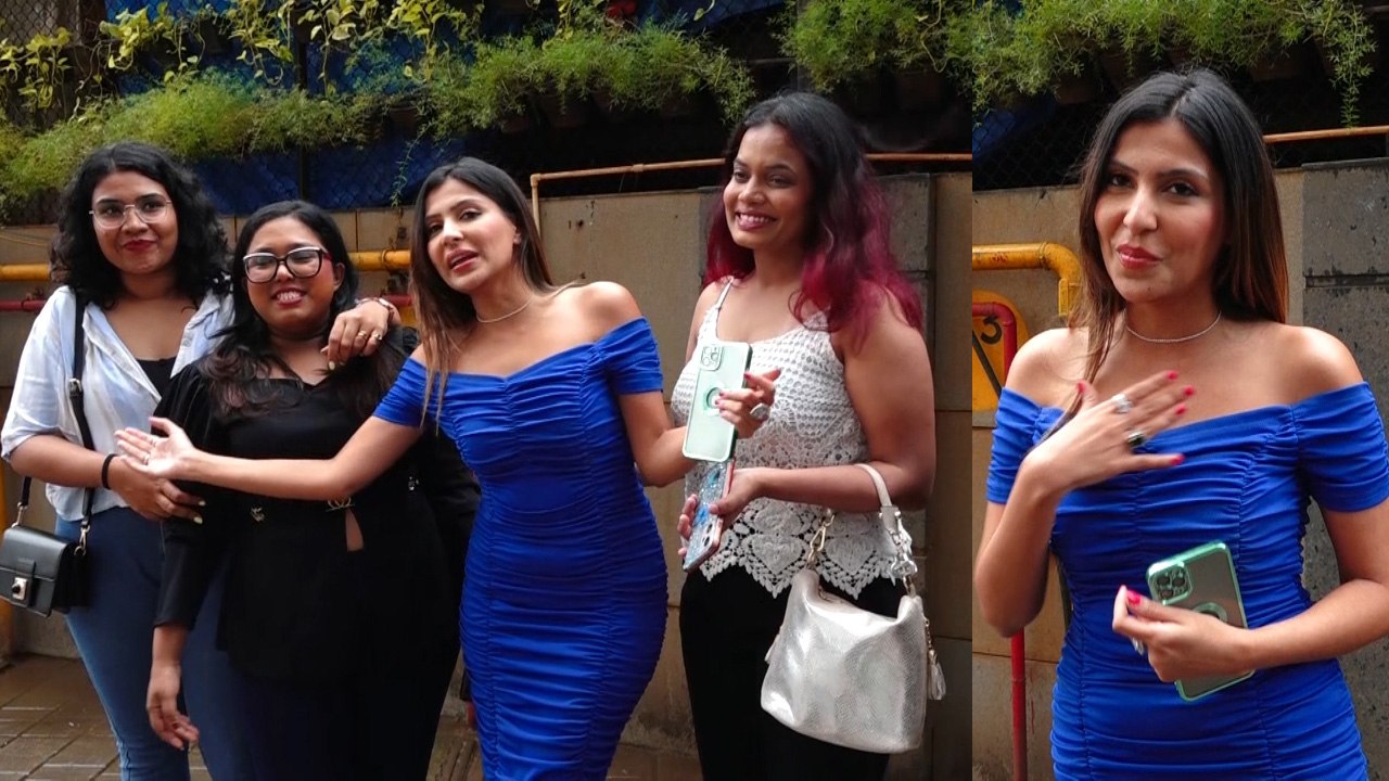 BB OTT 3 Contestant Sana Makbul ने Friends के साथ की Party, BB OTT 3 Winner और Naezy पर बोलीं...