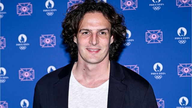 GALA VIDÉO - Paul de Saint-Sernin (Quels Jeux!) : son frère Guillaume, humoriste aussi, est sa copie conforme !