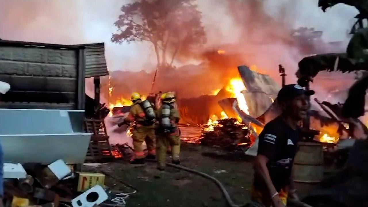 Incendio Mueblería