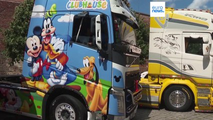 Camiões decorados são exibidos na Roménia antes de partirem para as auto-estradas da Europa