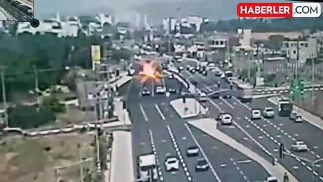 Hizbullah, İsrail'i kamikaze silahlı insansız hava aracı sürüsüyle vurdu! Patlama sesleri art arda geldi