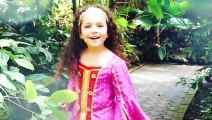 6-year-old-sings-powerful-cover-of-aladdin-s-speechless-anydownloader (1)