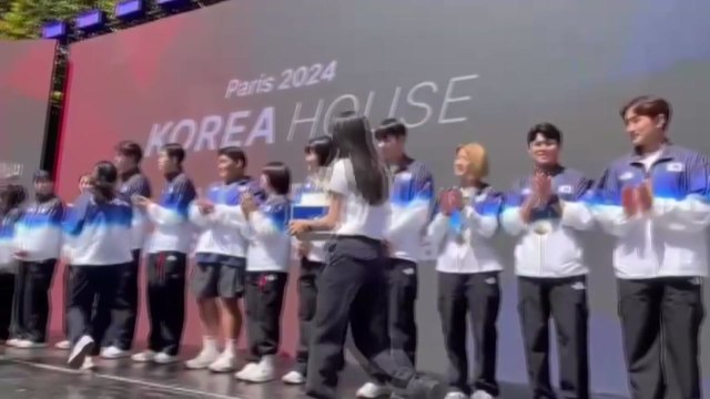[기업] 파리바게뜨, 파리올림픽 국가대표선수들에게 축하 케이크 전달 / YTN