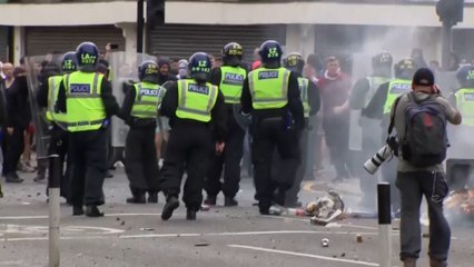 Al menos 150 detenidos en la ola de violencia que sacude Reino Unido