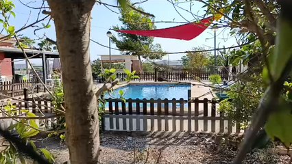 La piscina de la Finca Estrella Garden donde fue localizada la víctima mortal.