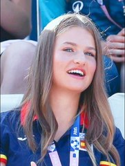 Princess Leonor Wearing her cuteness like a crown..#leosofamily_grp #leonor_ysofia #pricess_leonor