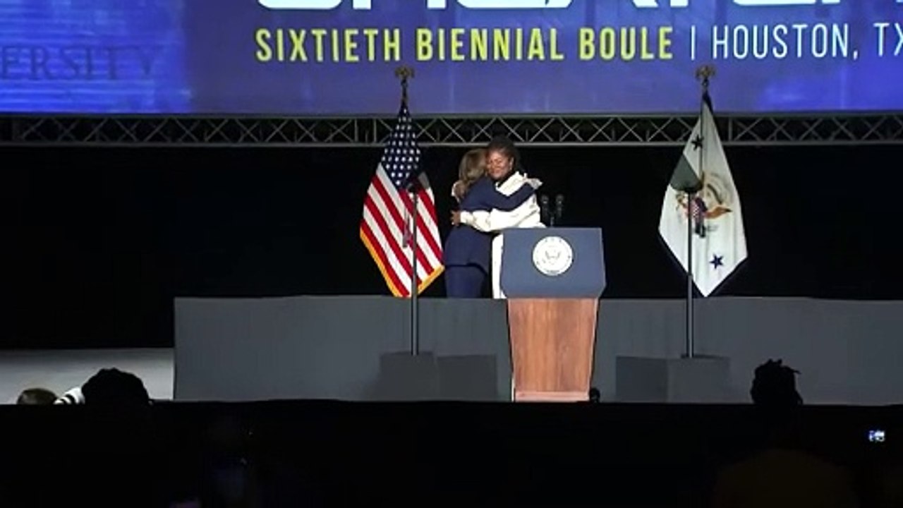 US-Wahlkampf: Harris überholt Trump in Umfrage