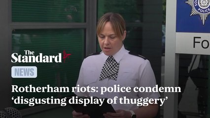 Descargar video: Rotherham Riots: Police Condemn ‘disgusting display of thuggery’ That Left 12 Officers Injured