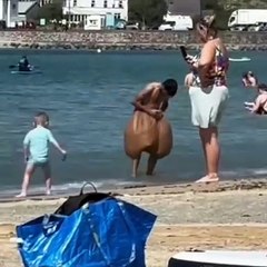 Discussions of Pakistani technology in Europe.