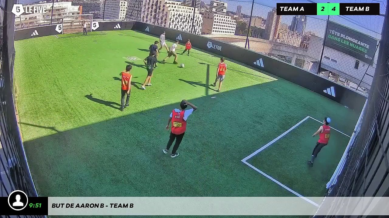 But de Aaron B - Team B