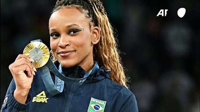 Brasileña Rebeca Andrade gana el oro en suelo en París-2024, Biles se queda con la plata