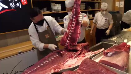 Food Kingdom - This is the best ever! 110KG raw tuna disassembly show and tuna platter course ⧸ Korean