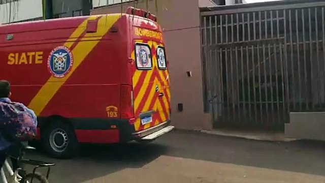 Idoso é socorrido pelo Siate na Avenida Tito Muffato