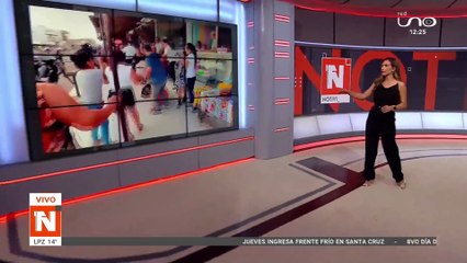 PELEA ENTRE GENDARMES Y AMBULANTES