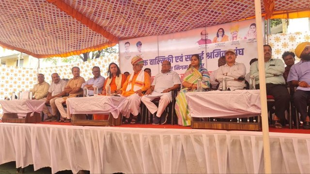 सफाई कर्मियों की हड़ताल खत्म, आज से शुरू होगी सफाई