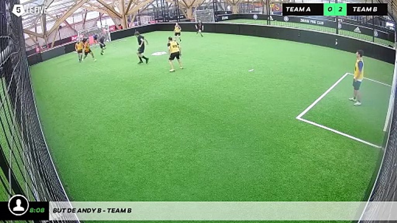 But de Andy B - Team B