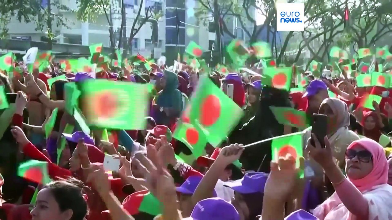 Bangladeschs Regierungschefin Hasina tritt zurück und flieht aus dem Land