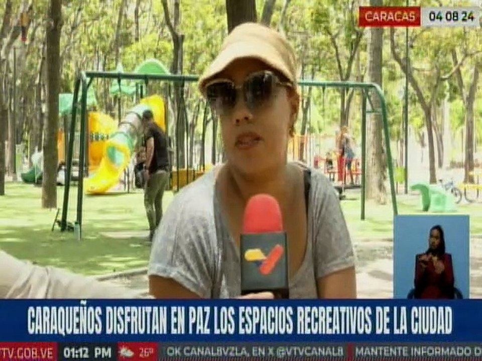 Caraqueños realizan actividades recreativas y de esparcimiento en el parque infantil de Los Próceres