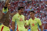إسبانيا تتغلب على المغرب وتبلغ النهائي