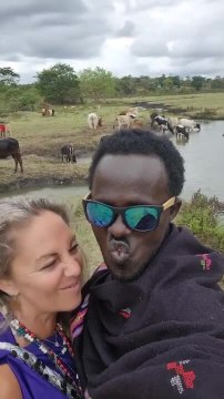 Guy Impresses Girlfriend With His Whistling Skills